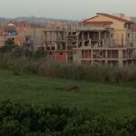 Provocările construcțiilor în mediul rural vs urban